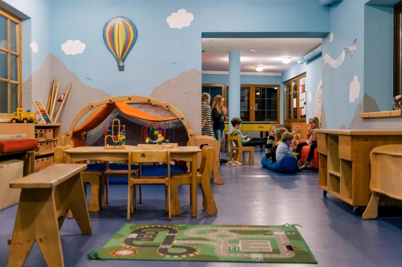 Familienhotel Adler Serfaus Bagian luar foto