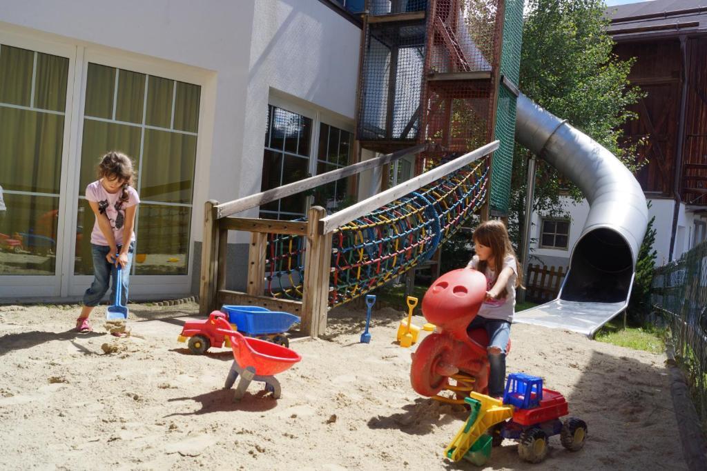 Familienhotel Adler Serfaus Bagian luar foto